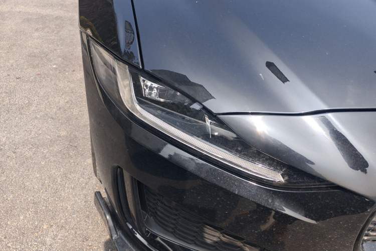 Used Jaguar XEL 2024 2.0T 250 PS R-DYNAMIC S Ebony Black Sport Edition Right Front Headlight