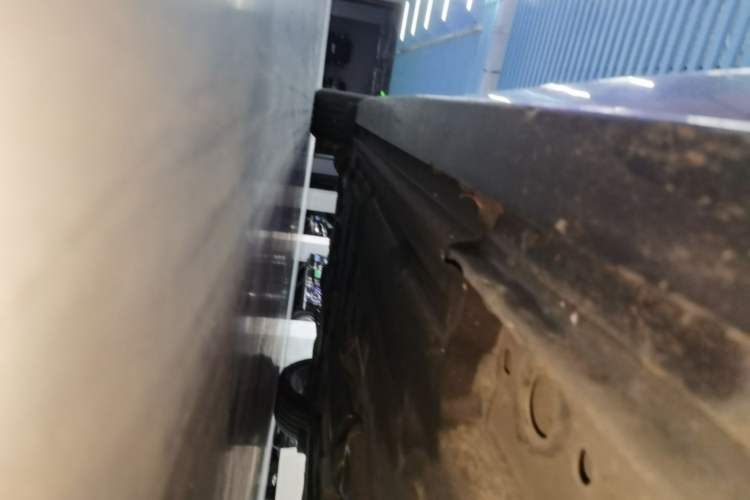 Used Jaguar XEL 2024 2.0T 250 PS R-DYNAMIC S Advanced Sport Edition Right Side Sill