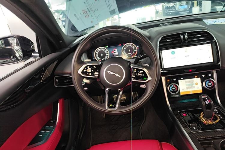 Used Jaguar XEL 2024 2.0T 250 PS R-DYNAMIC S Ebony Black Sport Edition Steering Wheel