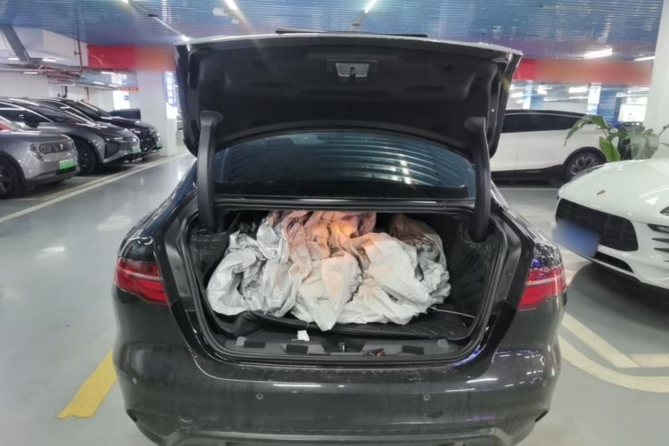 Used Jaguar XEL 2024 2.0T 250 PS R-DYNAMIC S Advanced Sport Edition Trunk