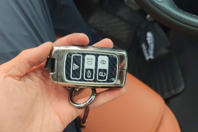 Used Jaguar XEL 2024 2.0T 250 PS R-DYNAMIC S Advanced Sport Edition Vehicle Key