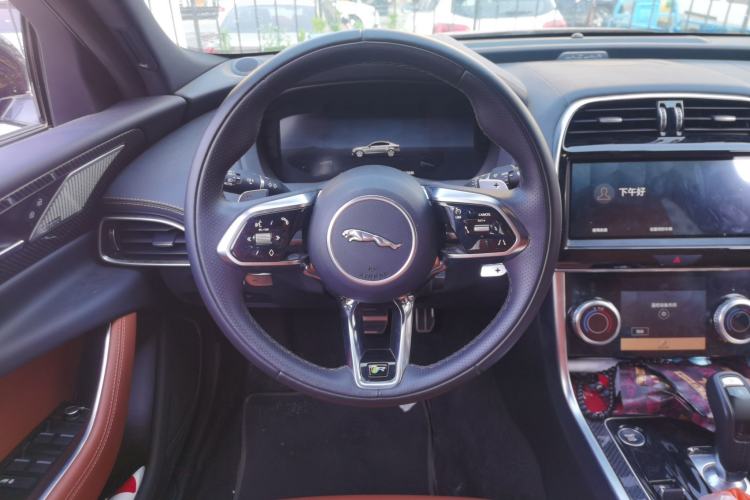 Used Jaguar XEL 2024 2.0T 250 PS R-DYNAMIC S Ebony Black Sport Edition Steering Wheel