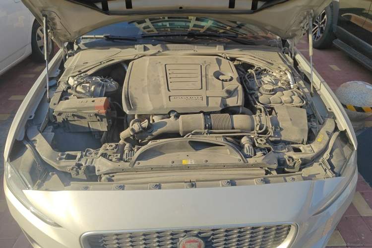 Used Jaguar XEL 2024 2.0T 250 PS R-DYNAMIC S Advanced Sport Edition Engine Bay