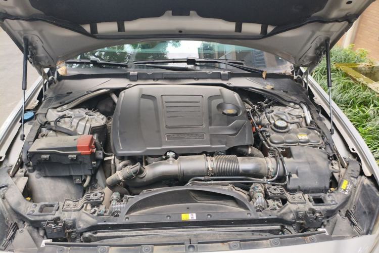 Used Jaguar XEL 2024 2.0T 250 PS R-DYNAMIC S Advanced Sport Edition Engine Bay
