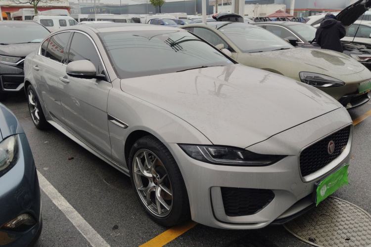 Used Jaguar XEL 2024 2.0T 250 PS R-DYNAMIC S Advanced Sport Edition Front Right 45 Deg