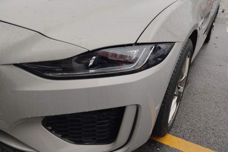Used Jaguar XEL 2024 2.0T 250 PS R-DYNAMIC S Advanced Sport Edition Left Front Headlight
