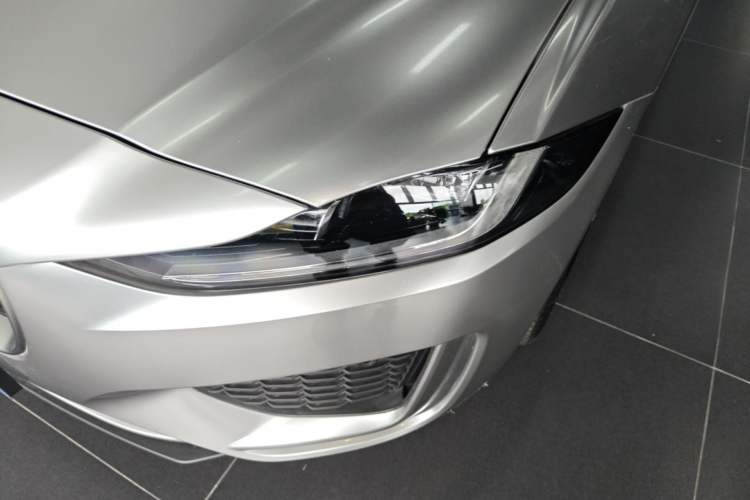 Used Jaguar XEL 2024 2.0T 250 PS R-DYNAMIC S Advanced Sport Edition Left Front Headlight