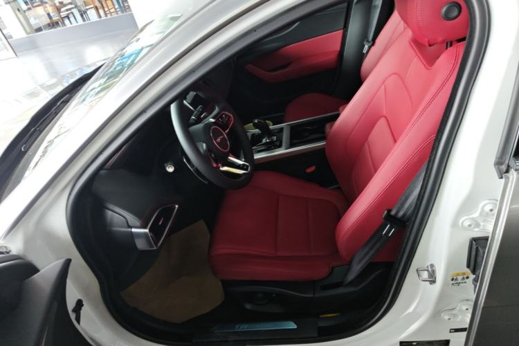 Used Jaguar XEL 2024 2.0T 250 PS R-DYNAMIC S Advanced Sport Edition Left Front Seat
