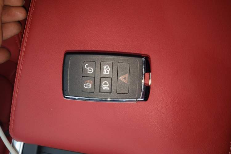 Used Jaguar XEL 2024 2.0T 250 PS R-DYNAMIC S Advanced Sport Edition Vehicle Key