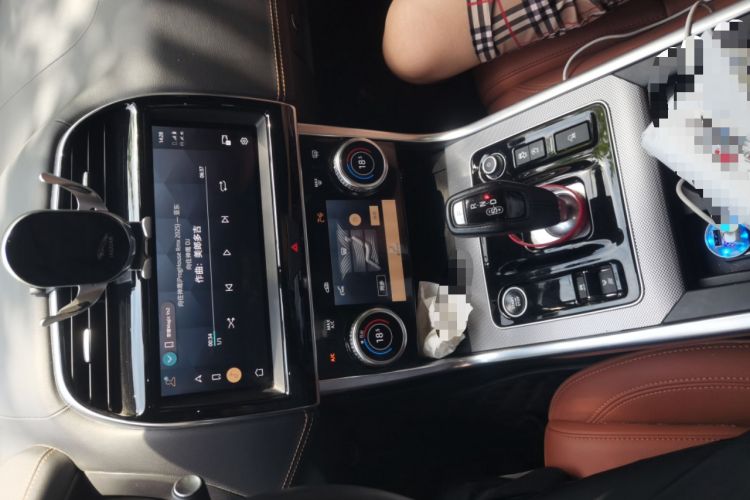 Used Jaguar XEL 2024 2.0T 250 PS R-DYNAMIC S Advanced Sport Edition Audio And AC Panel