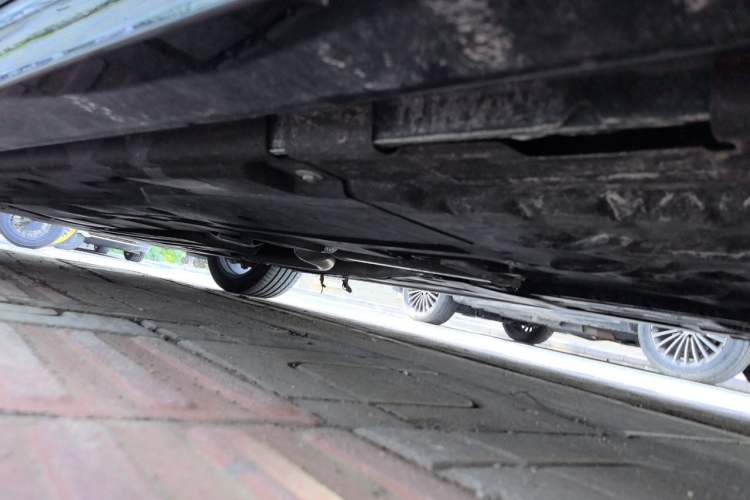 Used Jaguar XEL 2024 2.0T 250 PS R-DYNAMIC S Ebony Black Sport Edition Chassis Rear Left