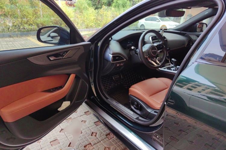 Used Jaguar XEL 2024 2.0T 250 PS R-DYNAMIC S Advanced Sport Edition Driver Seat