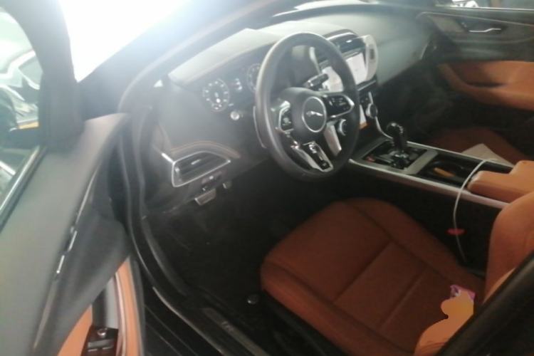 Used Jaguar XEL 2024 2.0T 250 PS R-DYNAMIC S Advanced Sport Edition Driver Seat