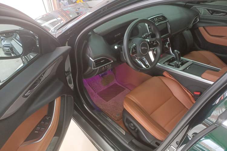 Used Jaguar XEL 2024 2.0T 250 PS R-DYNAMIC S Advanced Sport Edition Driver Seat
