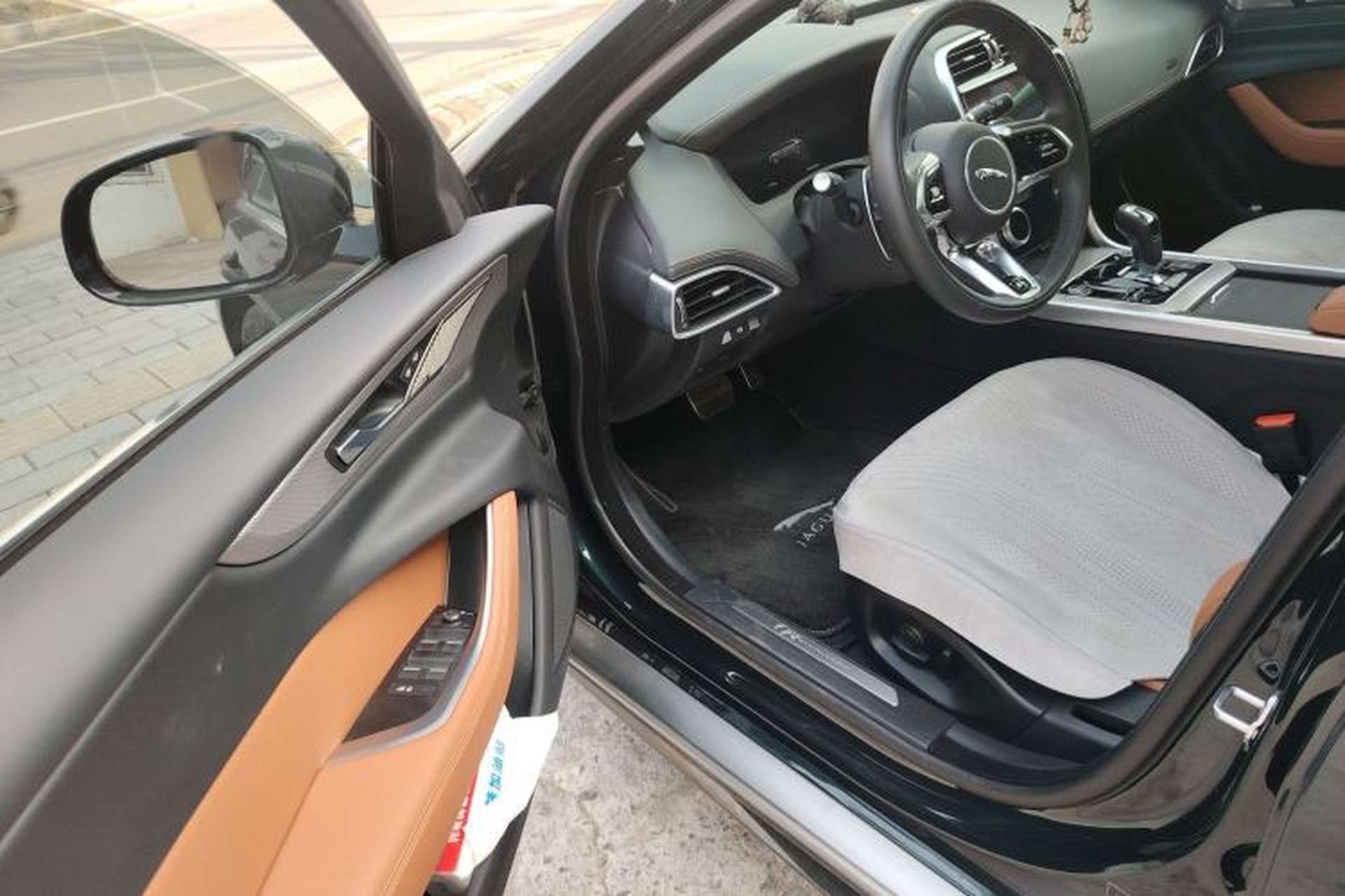 Used Jaguar XEL 2024 2.0T 250 PS R-DYNAMIC S Advanced Sport Edition Driver Seat