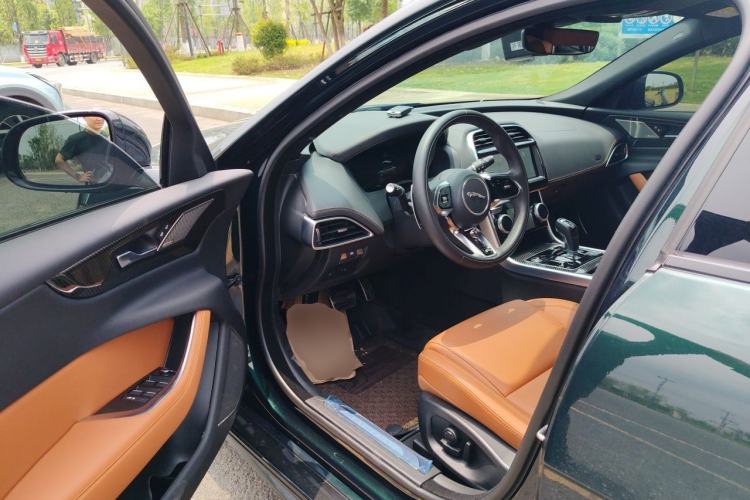 Used Jaguar XEL 2024 2.0T 250 PS R-DYNAMIC S Ebony Black Sport Edition Driver Seat