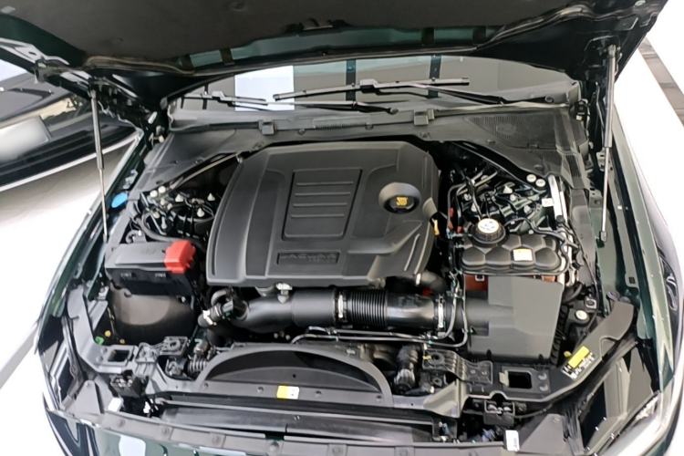 Used Jaguar XEL 2024 2.0T 250 PS R-DYNAMIC S Ebony Black Sport Edition Engine Bay