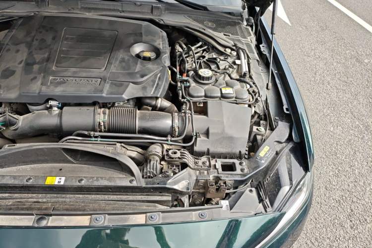 Used Jaguar XEL 2024 2.0T 250 PS R-DYNAMIC S Ebony Black Sport Edition Engine Bay Left