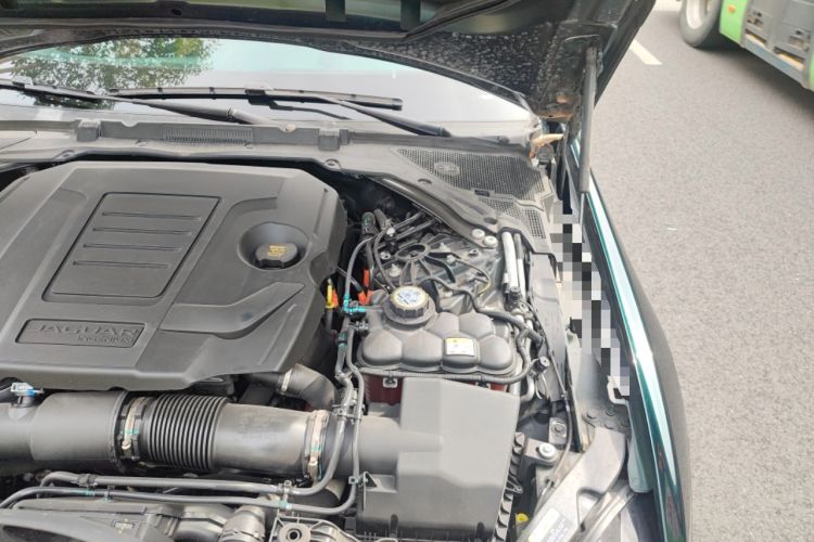 Used Jaguar XEL 2024 2.0T 250 PS R-DYNAMIC S Advanced Sport Edition Engine Bay Left