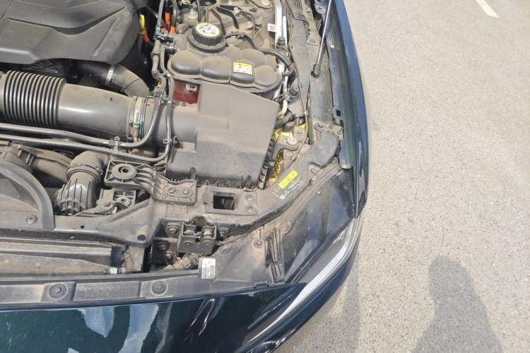 Used Jaguar XEL 2024 2.0T 250 PS R-DYNAMIC S Advanced Sport Edition Engine Bay Left