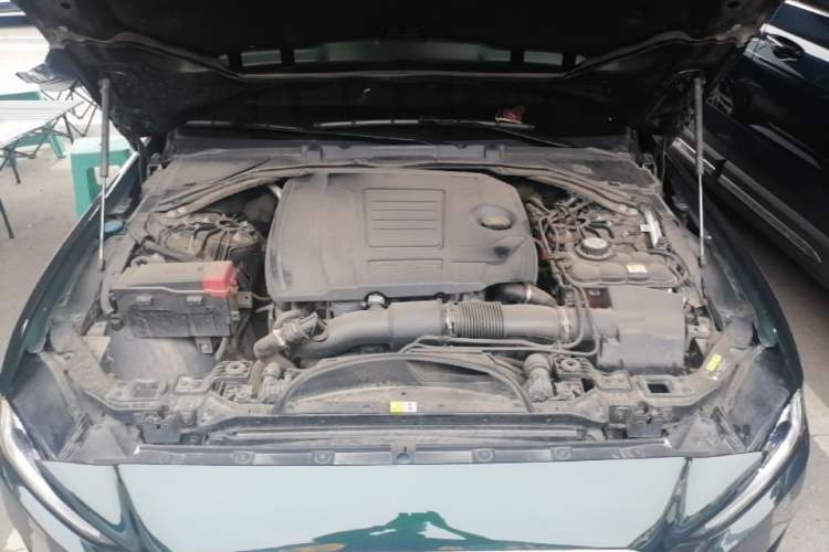 Used Jaguar XEL 2024 2.0T 250 PS R-DYNAMIC S Advanced Sport Edition Engine Bay