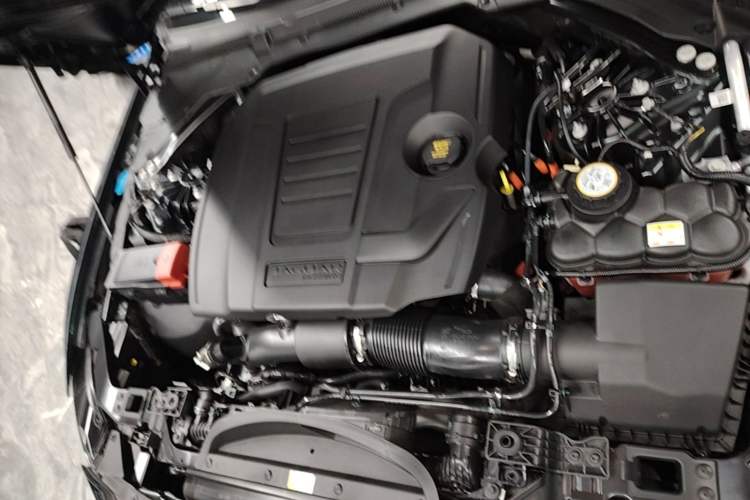 Used Jaguar XEL 2024 2.0T 250 PS R-DYNAMIC S Advanced Sport Edition Engine Bay