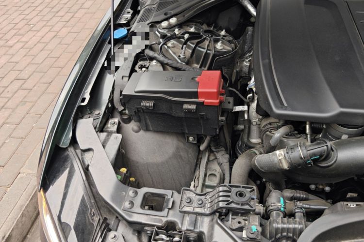 Used Jaguar XEL 2024 2.0T 250 PS R-DYNAMIC S Advanced Sport Edition Engine Bay Right