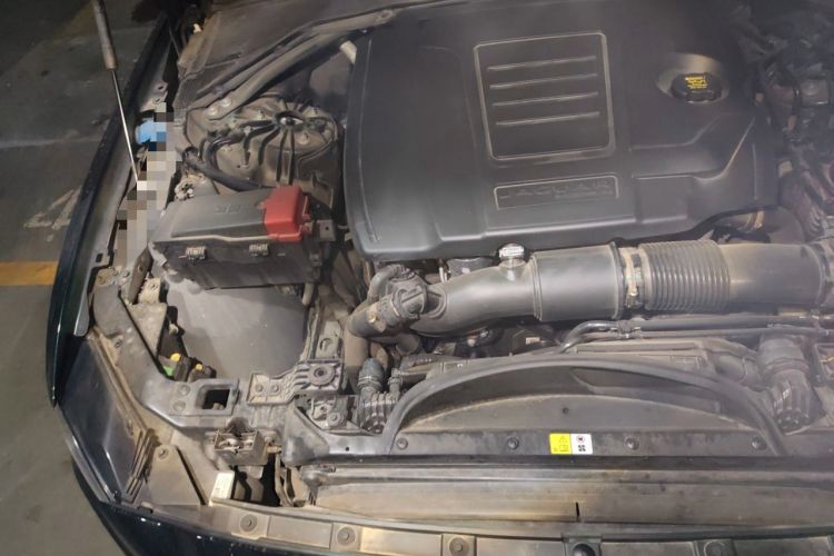 Used Jaguar XEL 2024 2.0T 250 PS R-DYNAMIC S Advanced Sport Edition Engine Bay Right