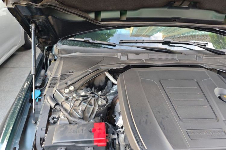 Used Jaguar XEL 2024 2.0T 250 PS R-DYNAMIC S Ebony Black Sport Edition Engine Bay Right
