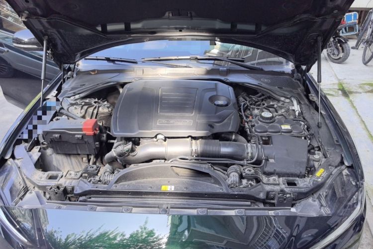 Used Jaguar XEL 2024 2.0T 250 PS R-DYNAMIC S Ebony Black Sport Edition Engine Bay