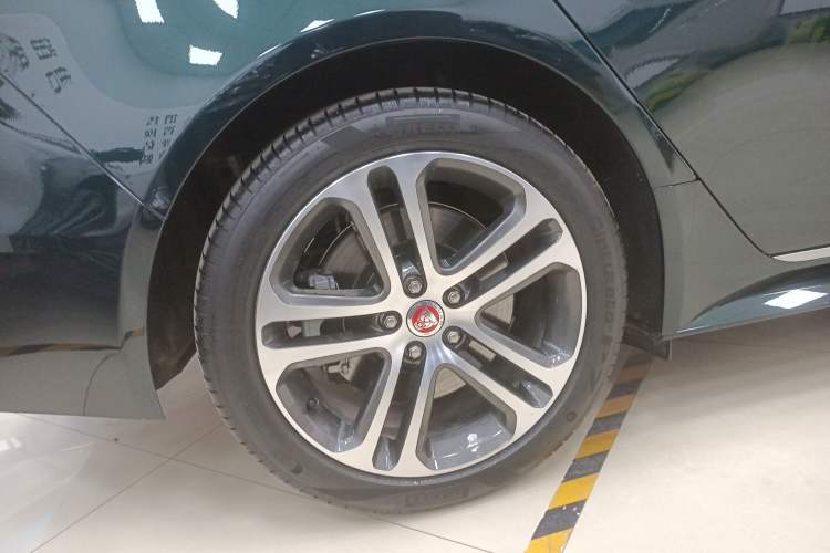 Used Jaguar XEL 2024 2.0T 250 PS R-DYNAMIC S Advanced Sport Edition Exterior 5