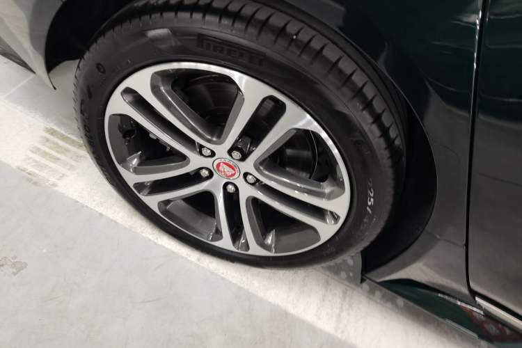 Used Jaguar XEL 2024 2.0T 250 PS R-DYNAMIC S Advanced Sport Edition Exterior 5