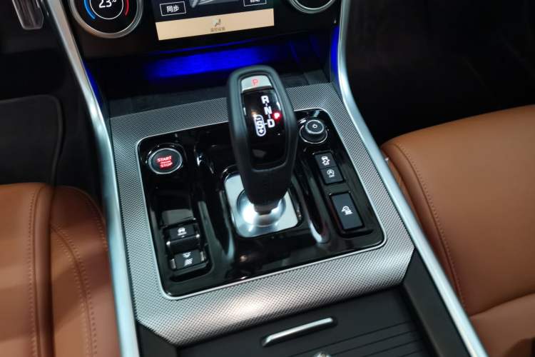 Used Jaguar XEL 2024 2.0T 250 PS R-DYNAMIC S Advanced Sport Edition Gear Lever
