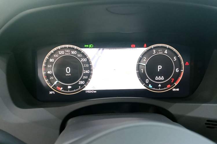Used Jaguar XEL 2024 2.0T 250 PS R-DYNAMIC S Ebony Black Sport Edition Instrument Cluster