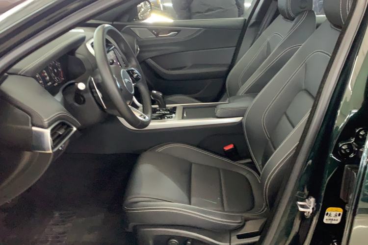 Used Jaguar XEL 2024 2.0T 250 PS R-DYNAMIC S Advanced Sport Edition Interior 1