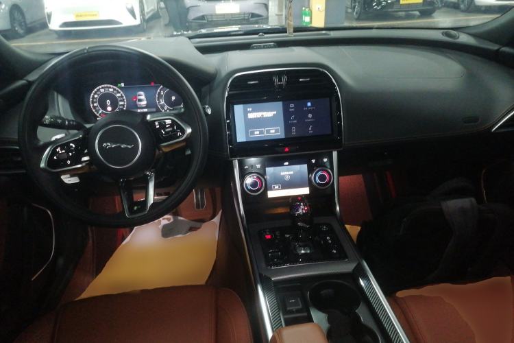 Used Jaguar XEL 2024 2.0T 250 PS R-DYNAMIC S Advanced Sport Edition Interior 2