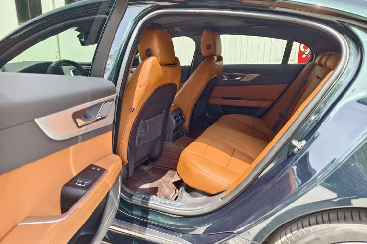 Used Jaguar XEL 2024 2.0T 250 PS R-DYNAMIC S Advanced Sport Edition Interior 6
