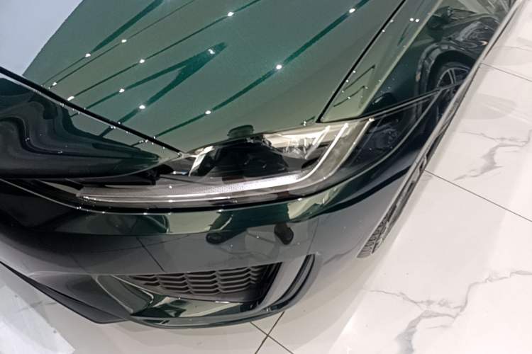 Used Jaguar XEL 2024 2.0T 250 PS R-DYNAMIC S Ebony Black Sport Edition Left Front Headlight