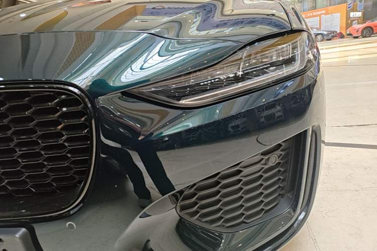 Used Jaguar XEL 2024 2.0T 250 PS R-DYNAMIC S Ebony Black Sport Edition Left Front Headlight