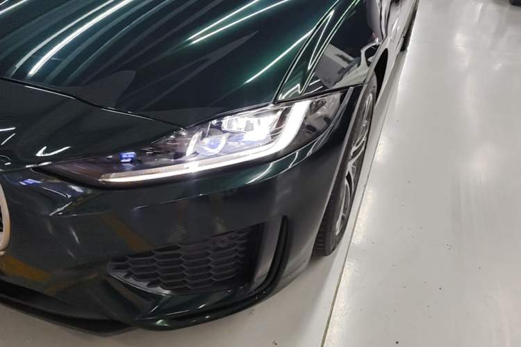 Used Jaguar XEL 2024 2.0T 250 PS R-DYNAMIC S Advanced Sport Edition Left Front Headlight