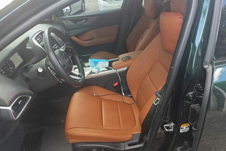 Used Jaguar XEL 2024 2.0T 250 PS R-DYNAMIC S Ebony Black Sport Edition Left Front Seat