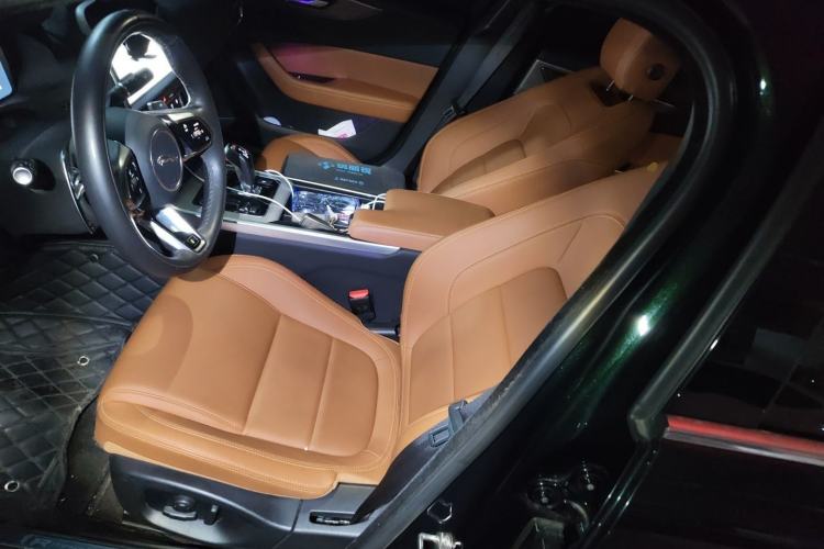Used Jaguar XEL 2024 2.0T 250 PS R-DYNAMIC S Advanced Sport Edition Left Front Seat