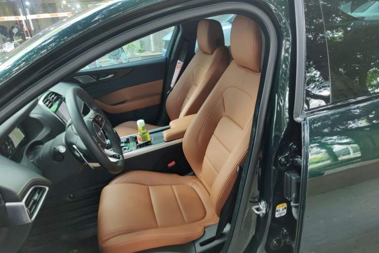 Used Jaguar XEL 2024 2.0T 250 PS R-DYNAMIC S Ebony Black Sport Edition Left Front Seat