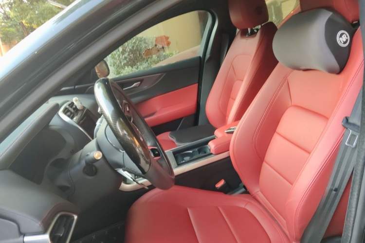 Used Jaguar XEL 2024 2.0T 250 PS R-DYNAMIC S Advanced Sport Edition Left Front Seat