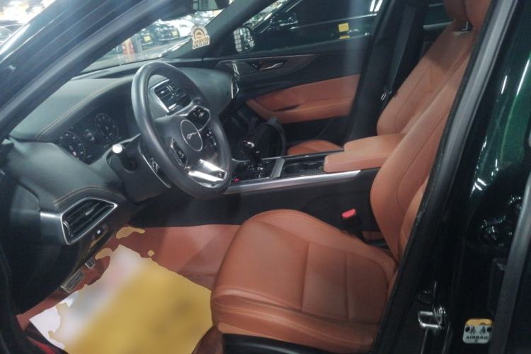 Used Jaguar XEL 2024 2.0T 250 PS R-DYNAMIC S Advanced Sport Edition Left Front Seat