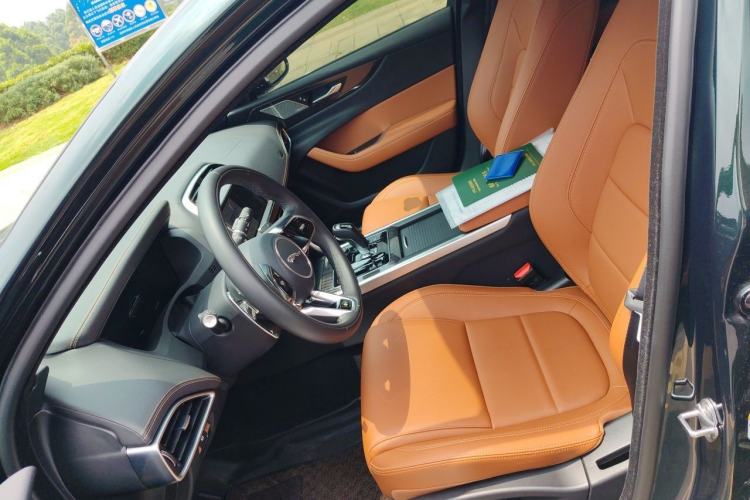 Used Jaguar XEL 2024 2.0T 250 PS R-DYNAMIC S Ebony Black Sport Edition Left Front Seat