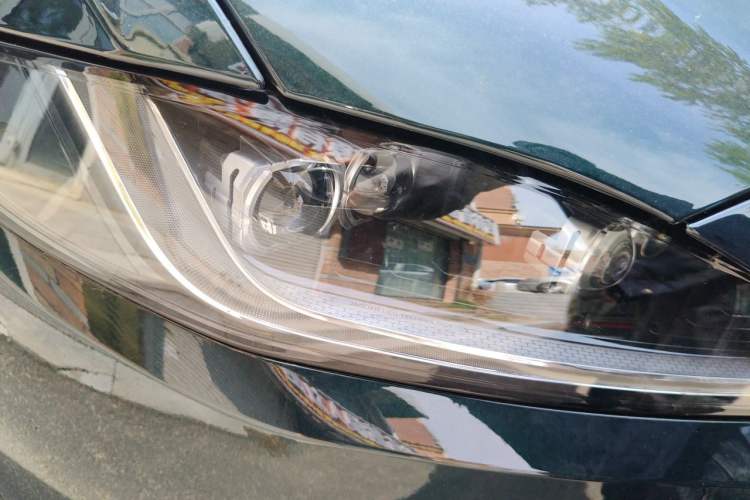 Used Jaguar XEL 2024 2.0T 250 PS R-DYNAMIC S Ebony Black Sport Edition Right Front Headlight