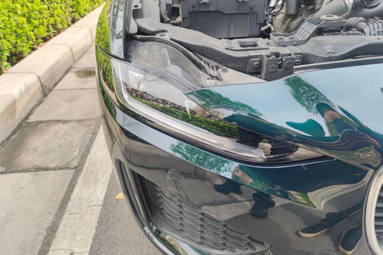 Used Jaguar XEL 2024 2.0T 250 PS R-DYNAMIC S Advanced Sport Edition Right Front Headlight