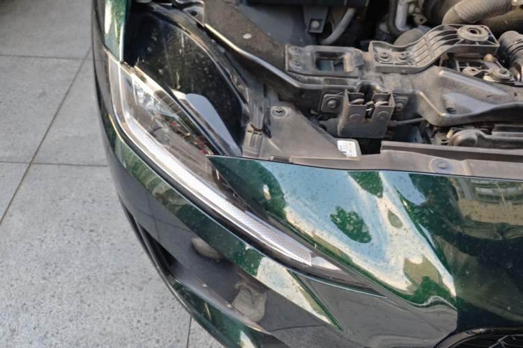 Used Jaguar XEL 2024 2.0T 250 PS R-DYNAMIC S Ebony Black Sport Edition Right Front Headlight