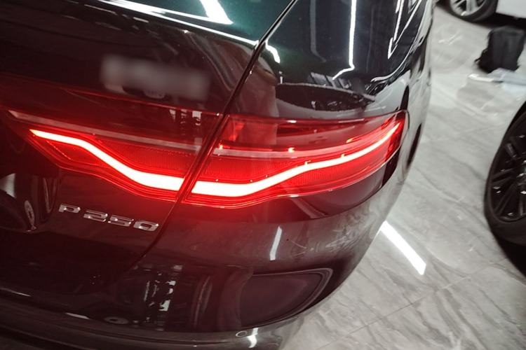 Used Jaguar XEL 2024 2.0T 250 PS R-DYNAMIC S Advanced Sport Edition Right Rear Taillight